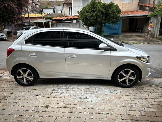 CHEVROLET ONIX 1.4 MPFI LTZ 8V FLEX 4P AUTOMÁTICO